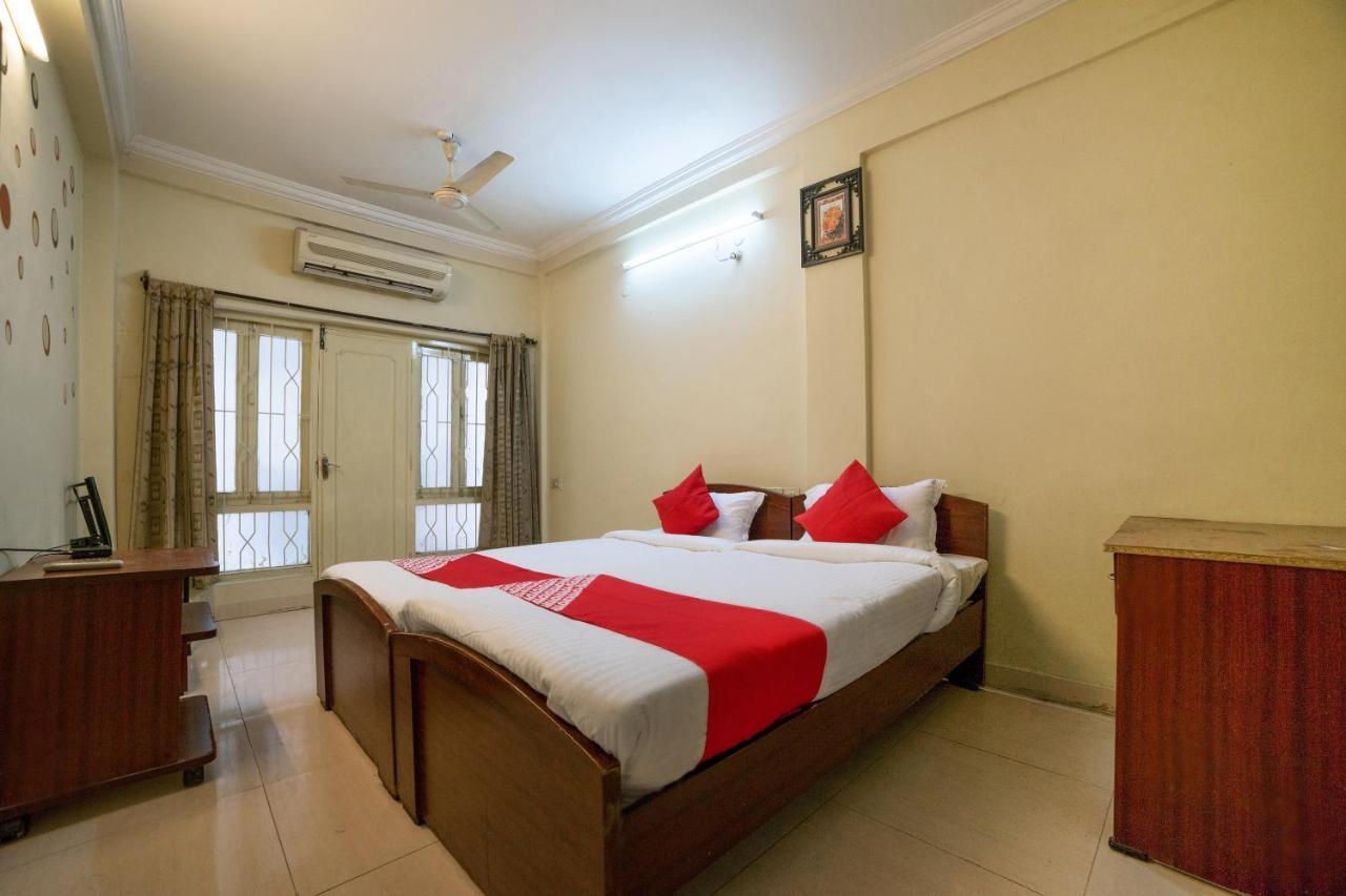 โอโย 65225 โฮเทล อาร์เค วิว Hotel ไฮเดอราบัด ภายนอก รูปภาพ